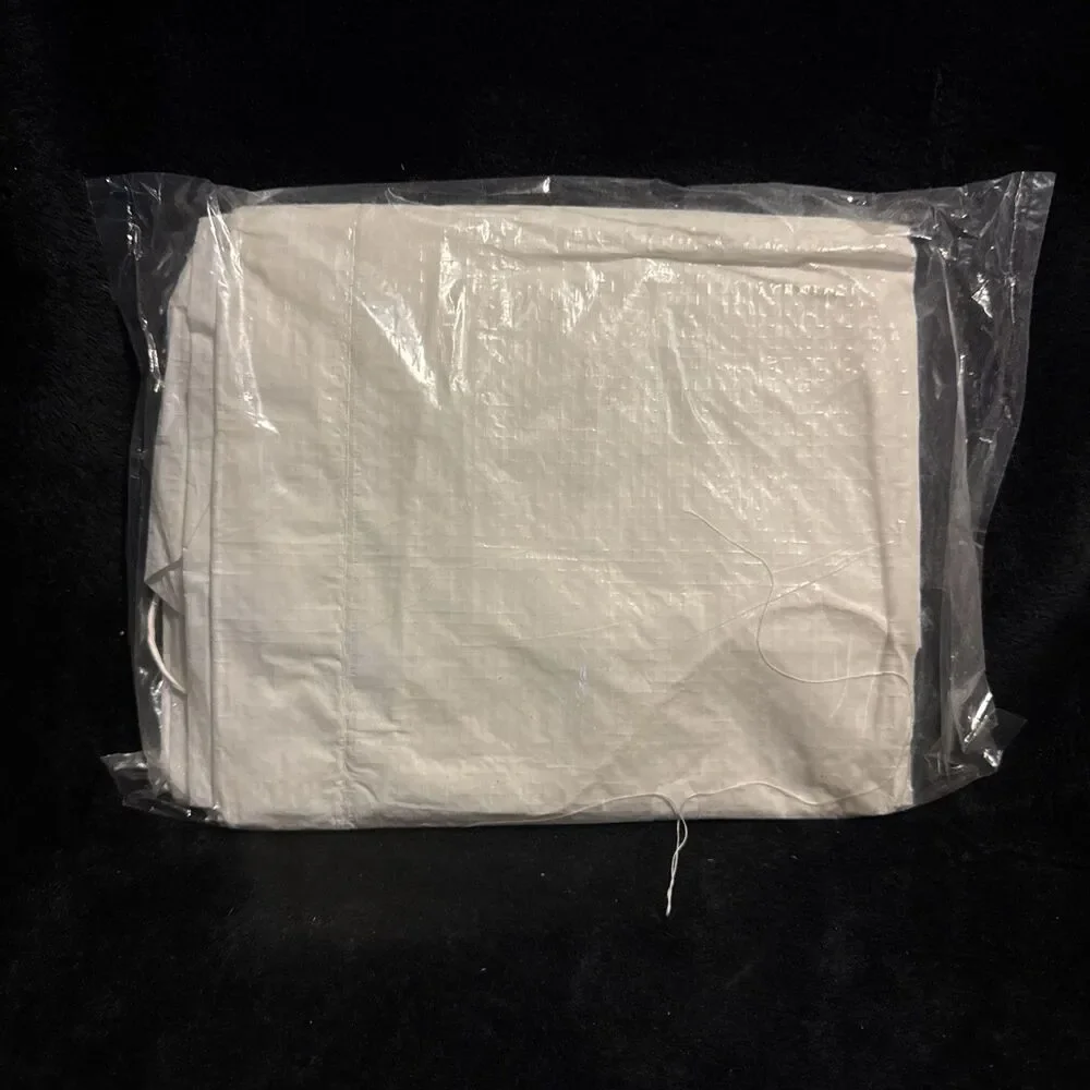 Vintage 2005 Bulldog Tarps Camping Picnic Tablecloth & Trash Bag Picnic White